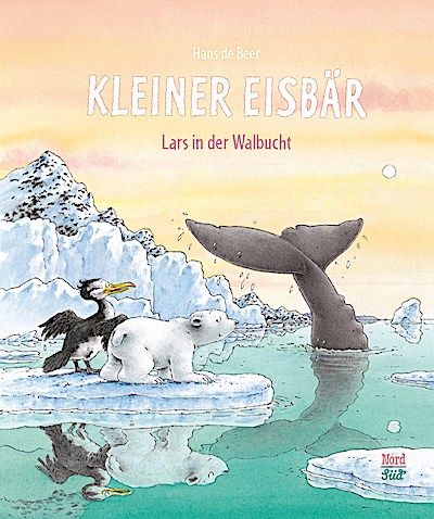 Kleiner Eisbär in der Walbucht